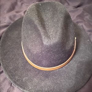 Love this hat but I am not a hat person